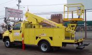 2005 2 MAN 40' TELESCOPIC BUCKET